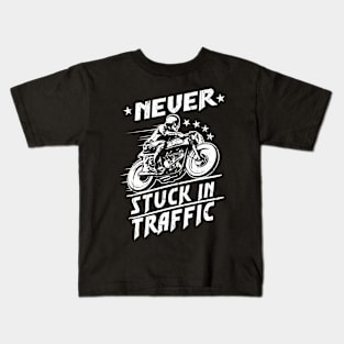 Never stuck in traffic | DW Kids T-Shirt